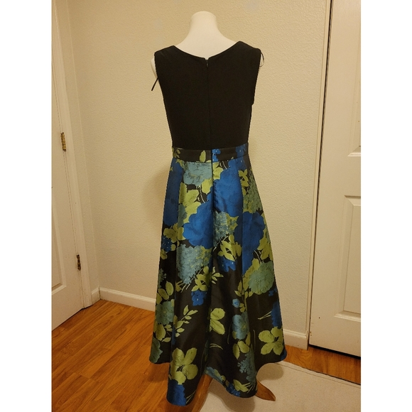 Womems R&M Richard's dress high low blue/green/metallic size 8 sleeveless - Picture 3 of 11